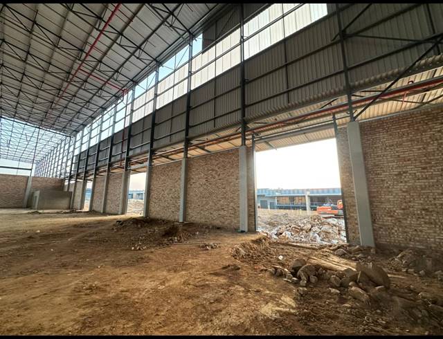 4,159M² WAREHOUSE TO LET IN NORTH RIDING